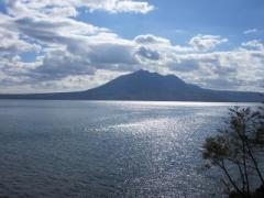 美しい湖に臨む秘湯！北海道の丸駒温泉で自然まかせの風情を楽しもう