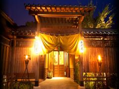 社会人こそGWは至福のトキ。大人の癒しを求めるGWは"大内宿にある"