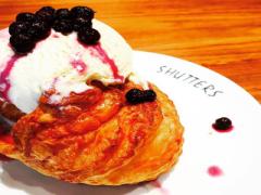 サクサク、ほくほく♡今すぐ食べたいSHUTTERSのアップルパイアラモード！