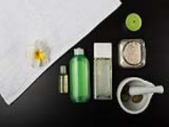 透き通る美肌のカギは毎日の洗顔にあり！肌質別おすすめクレンジング