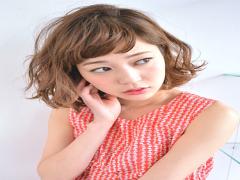 印象チェンジしたいなら。ミディアム+パーマでもっと可愛い髪型に♡