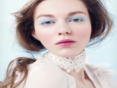 この夏こそは挑戦したい、カラーメイク！一重・奥二重さんのためのメイク講座