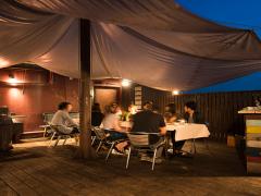 都会の屋上で大人なひと時を♡2016年夏のトレンド「フレンチBBQ」とは？