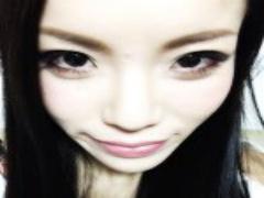 美人なあの人はこっそり使っている。ホワイトな”影の立役者コスメ”5選