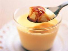食感のヒミツは〇〇。卵1個とお鍋で作る、簡単”ふわとろプリン”レシピ