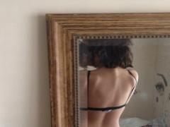 背中ざっくり男子ドン引き！つるつる背中を手に入れるムダ毛処理法♡