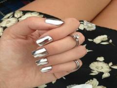 ‟2トーンコーデ”の新概念。instagramとワンピ―スで考える夏のオシャレ計画