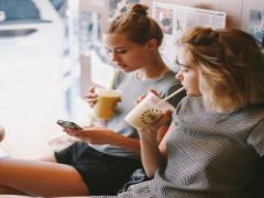 「私また言っちゃった…？」つい口が滑る‘爆弾女子’にならないための心得