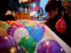 必ずSNSに上げたくなる。専門店でオシャレに楽しむ”りんご飴”