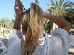 男性ウケ不動のNO.1ヘアスタイル、”ポニーテール”で気になる彼を振り向かせて♡