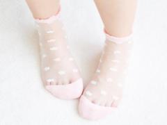 目指すはキスできる足♡匂い・角質・爪の悩み撃退でつるつるの美しい素足に