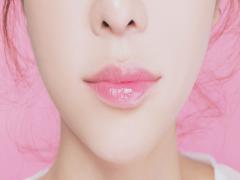 恋に落ちても発色は落とさない♡水に負けない夏の秘密兵器リップ3選