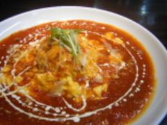あなたはどっち派？ふわとろVS懐かしの固焼きのオムライス