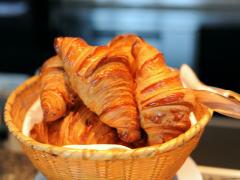 フランス発の美味しいクロワッサンが食べたい♡行列のできるパン屋さん5選