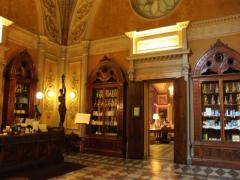香りのお揃いという新提案。世界最古の薬局"Santa Maria Novella"の香水が欲しい♡