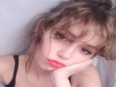 彼に”好き”を伝えるまであと一歩。言葉下手で上手く伝えられないあなたに教える5つのコ