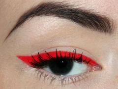 浮く寒色シャドウ、パンダ目…アイメイクのお悩みを解決する5つの裏ワザ・小ワザ