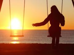 新しい恋へ踏み出すための失恋専用救急箱「LoveHurts」を御存じ？