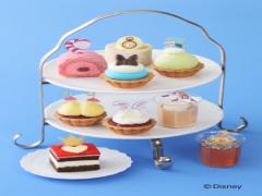アリスがプチケーキに！可愛いスイーツで楽しいお茶会