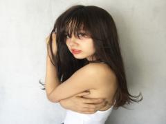 クルクル髪はやっぱり苦手。不器用さんでもできる“巻かない”簡単ヘアアレンジ