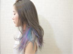 インナーカラーで何気ない日常に変化を。カラー別であなたのなりたいに答えるヘアカタロ