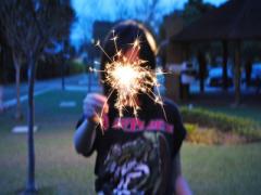 どっかーん！と一発キメ込んで。「＃花火ネイル」で2016年夏を先取り♡