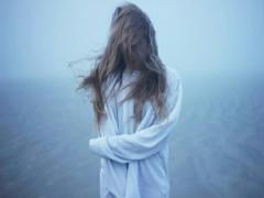 「あの頃と同じでいいんだっけ？」大人ニキビが出来たら変えるべき、4つのこと