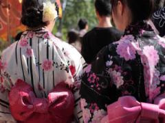 浴衣で汗だくおブスは絶対避けたい！美人顔をサラリと保つ持ち物5選