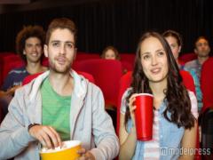 彼の記憶に残る映画デートをする方法5つ