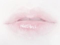 可愛いkissを指先に。イタズラにCHUっとした〝くちびるネイル〟に酔いしれて♡