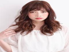 夏っぽヘアをパーマスタイルで実現！軽やか可愛い【セミロング×パーマ】3選♡