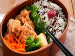 お弁当の食中毒対策 細菌の増殖を防ぐお役立ち食材とは？