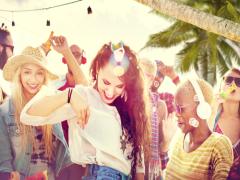持っててよかった♡夏の野外イベントでバッグに入れておきたい3つのアイテム