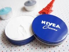 夏のNIVEA（ニベア）は青じゃない！白い"NIVEA SOFT"の5つの活用メソッド