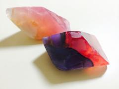 儚いきらめき、キラキラひかる。本物みたいな「宝石せっけん」DIYが人気上昇中