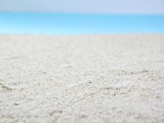 横須賀の海「長浜海水浴場」は、きれいで遊びどころ満載！
