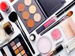 手持ちのコスメにプラスするだけ！ 夏のメイクを攻略する意外なあの色