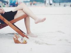 「歩きやすい」は女子の味方！ウェッジソールサンダルをコーデにプラス