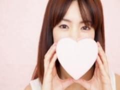お願い、気付いて！ 意中の男性にしている密かな好きアピール4つ