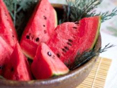 じゅるっと甘～い「スイカ」の意外な美容効果って？