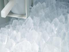 無性に氷が食べたい…コレって病気なの？【身近に潜むその症状】