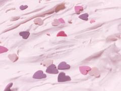 ’♡’は全ての女子のもの。Notガーリー派に送る、辛口ハートモチーフネイル