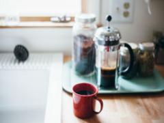 気分はまるでお家カフェ♡小さな幸せ感じる「手作りコースター」のあるティータイム