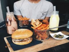 東西二強をPICKUP！ハンバーガーを超えた“最強パティ”が食べられるお店