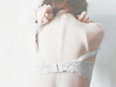 周り”は”前から知っていた。背中のぜい肉問題の原因＆簡単エクササイズ