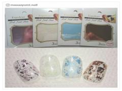 【話題のコスメ】「ダイソー」メタリックなホイルでいつものネイルをぐっとイマっぽく！