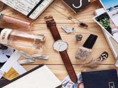 新感覚のアートに誰もが驚く。アクセサリー気分でつけたい“時計ネイル”の世界