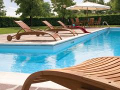 東京で日帰りバカンス♡ホテルの最上階プールと絶品スイーツを