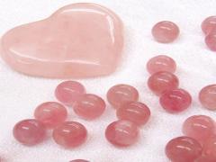 可愛いだけじゃ物足りない。''天然石ネイル''で幸運を呼び寄せるの♡