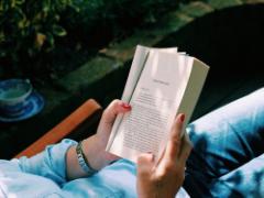 その一冊はきっとあなたに人生をくれる。小説と合わせて選ぶブックマークのすゝめ